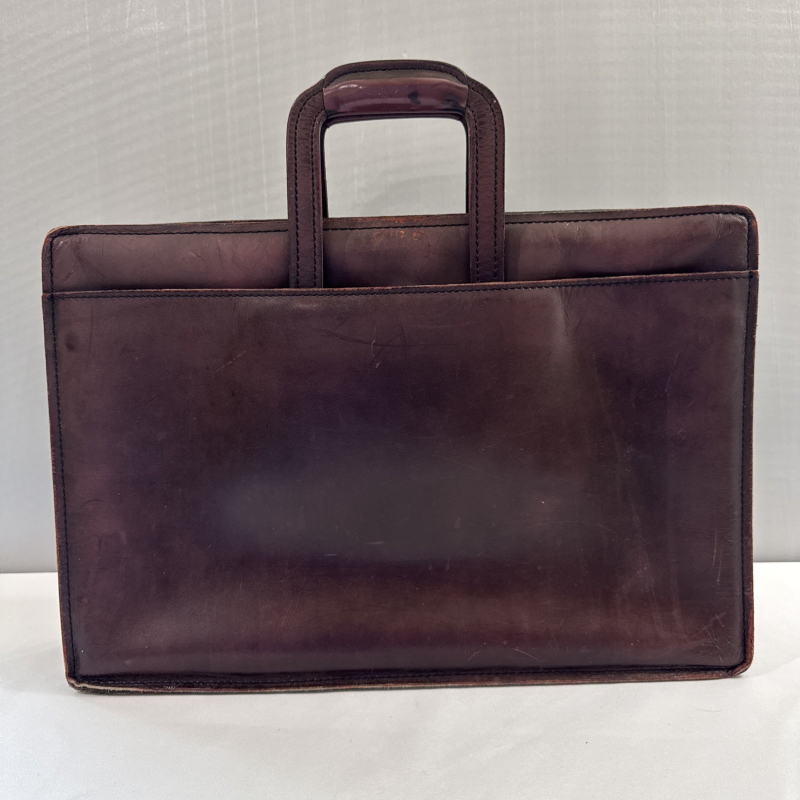 Hartmann Leather Folio, Briefcase, Handles. 16.5″ X 11″