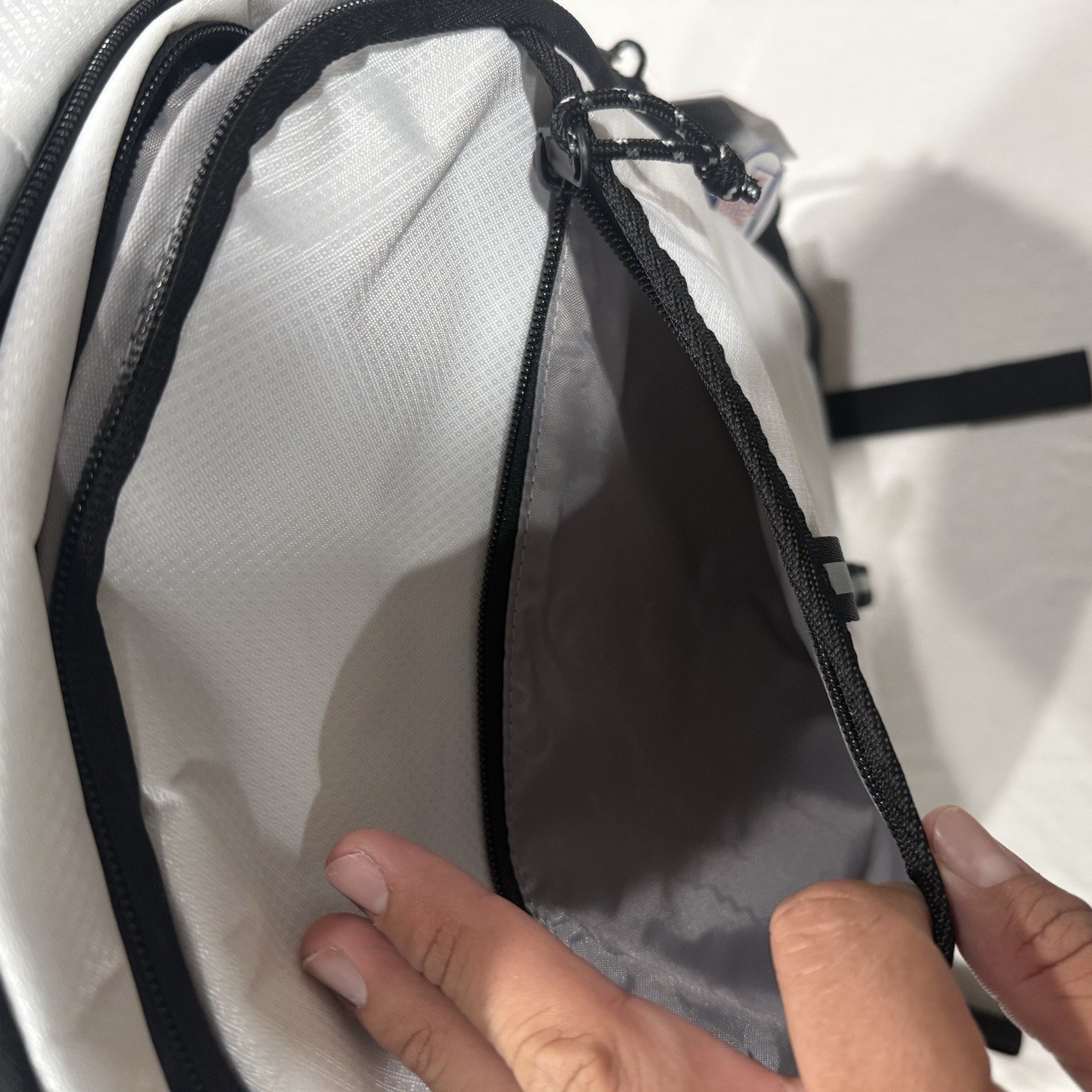 Champion Center Backpack – White