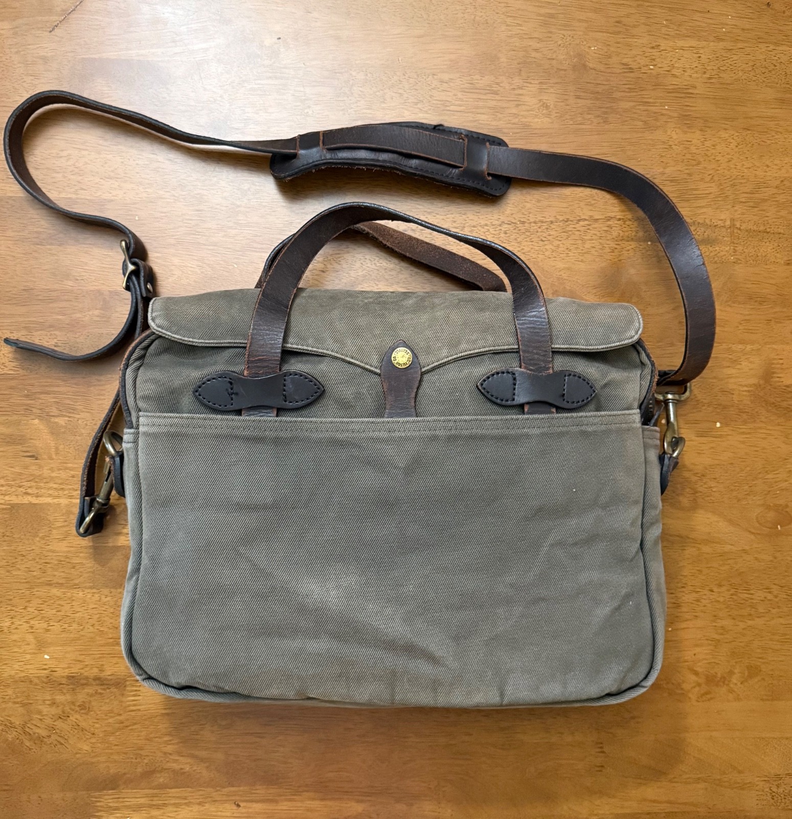 Previously Loved Filson 256 Original Briefcase Otter Green USA Leather Bag