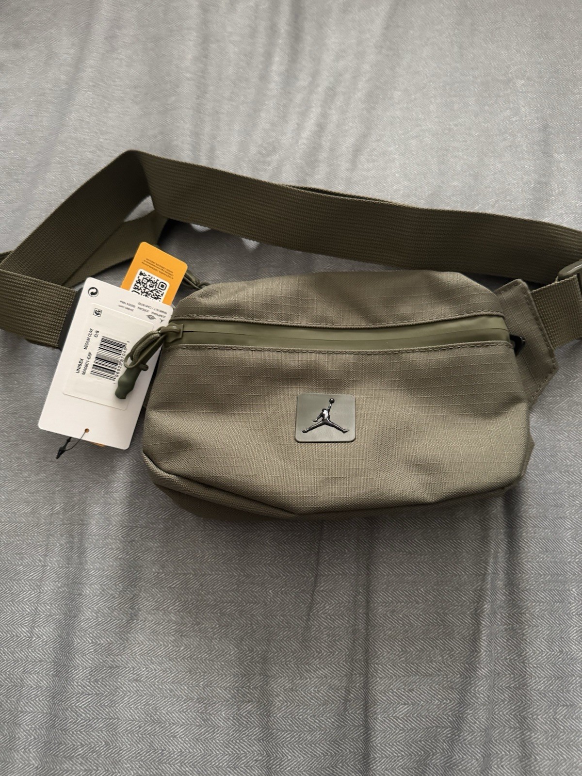 Nike Jordan Franchise Medium Olive Cordura Crossbody Bag MA0901-E6F