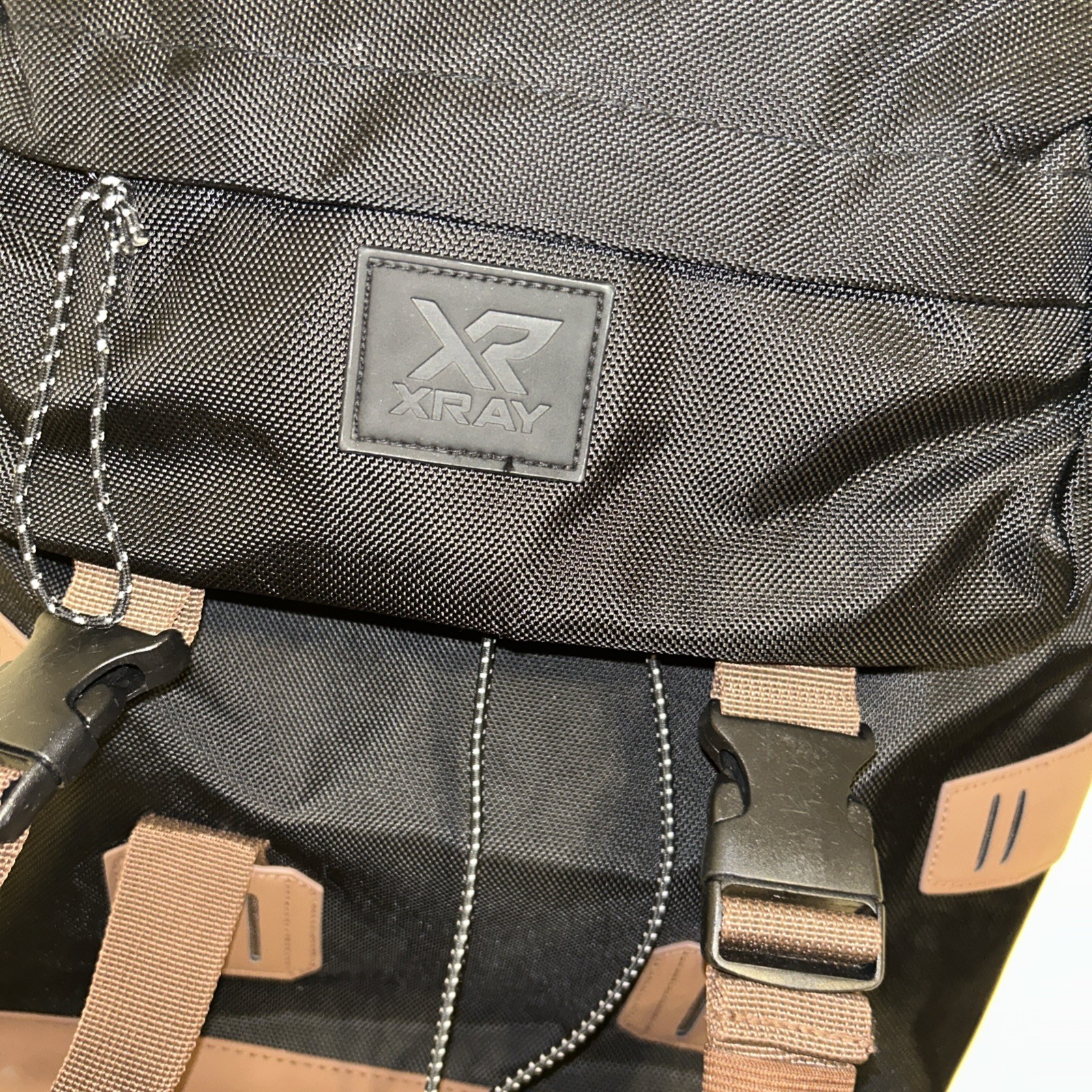 X-Ray X-Large Backpack Black/Brown Adjustable Straps Lots Of Pockets Very Nice