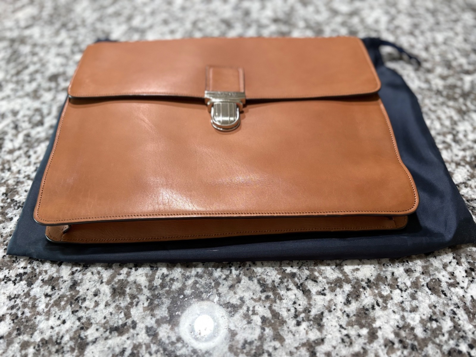 NEW Cole Haan Small Vegetable Tanned Leather Portfolio