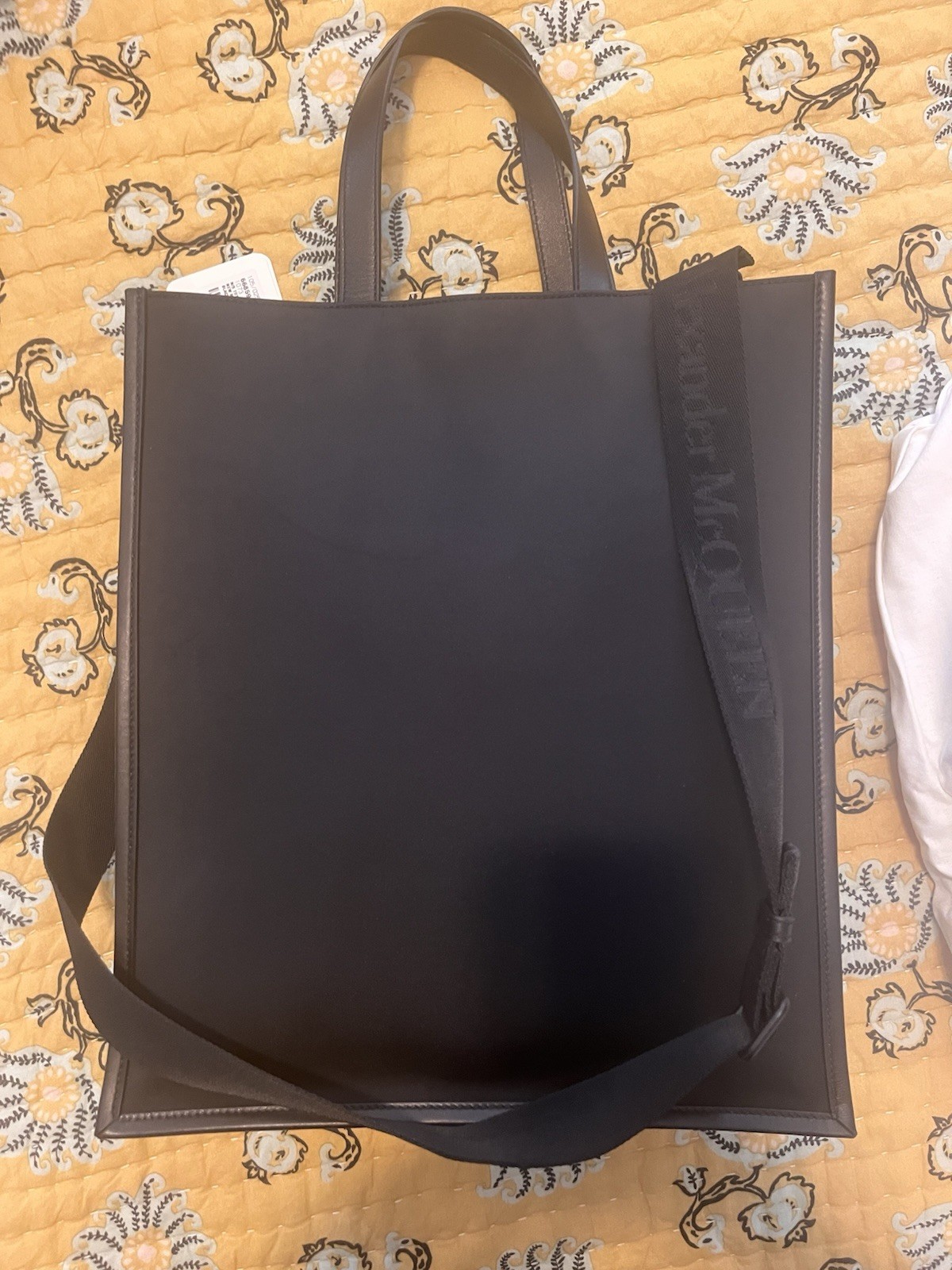 Alexander McQueen NWT Black Logo Tote Bag, Detachable Strap, Dust Bag, Magnetic