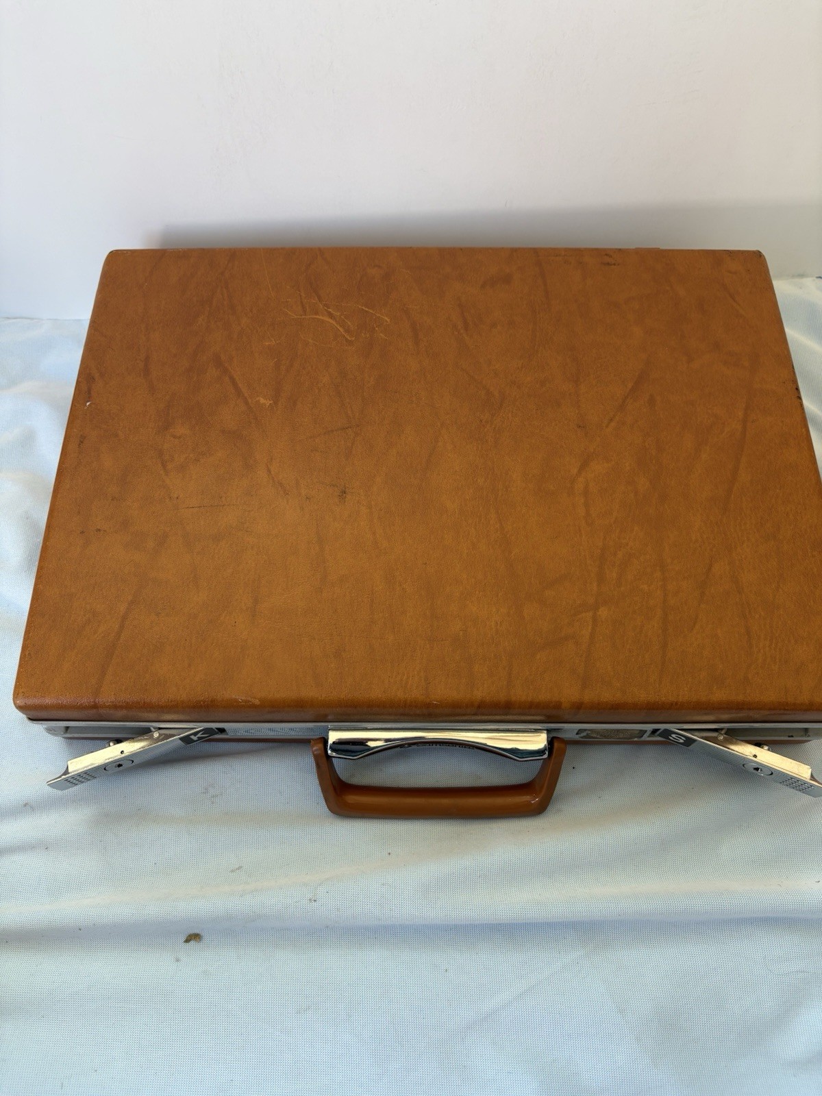 Vintage Samsonite Tan Hard Shell Briefcase Attache Carry Case NO KEY 18×13”