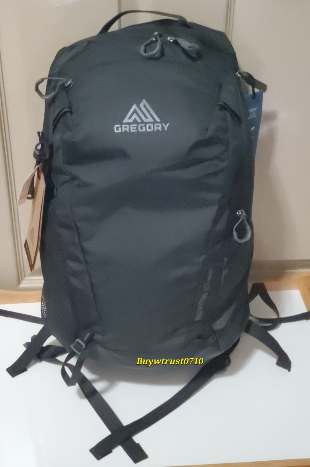 NWT Gregory Inertia 18L H2O Hydration Black Nylon Backpack