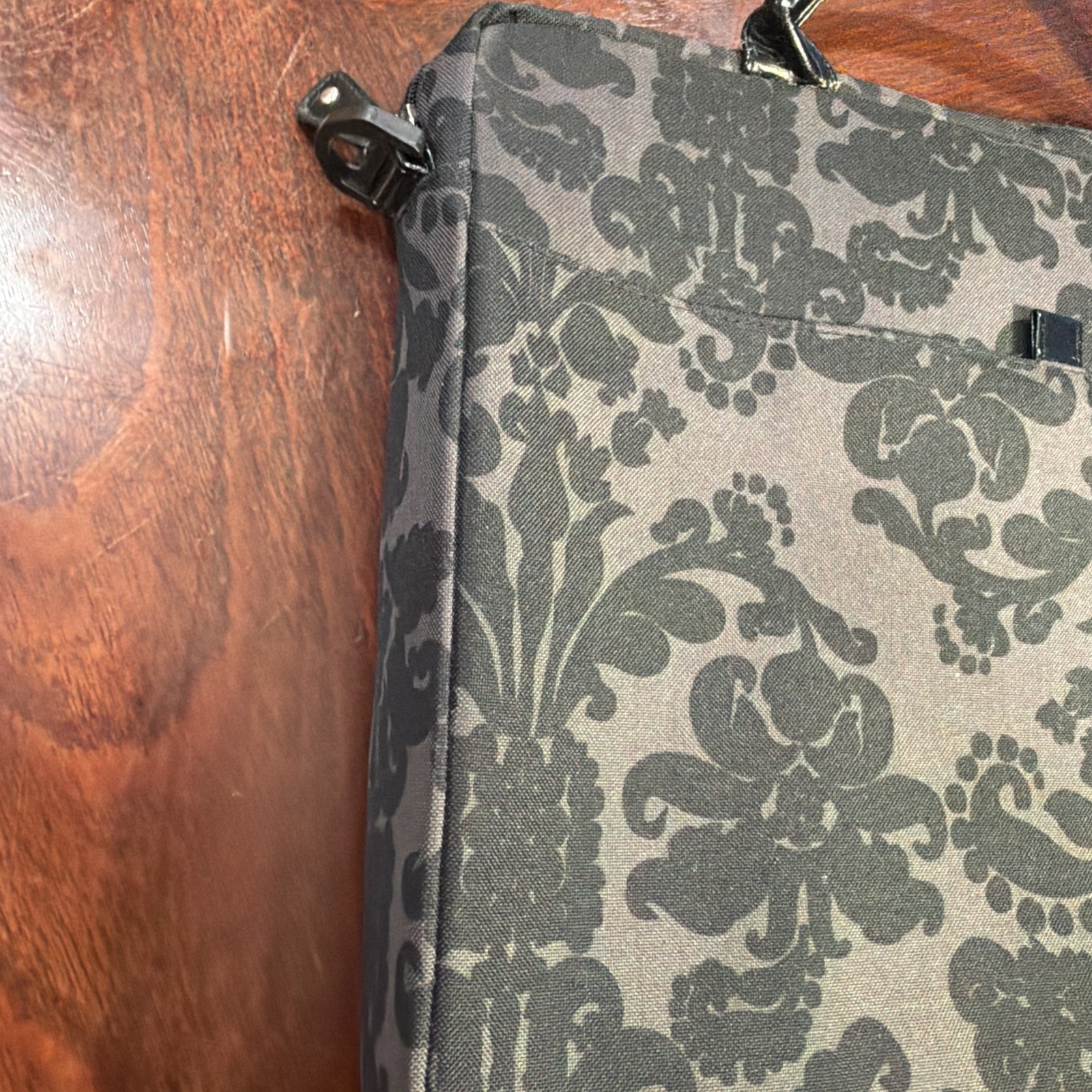 DENALI Women’s Padded Laptop Bag – See Description