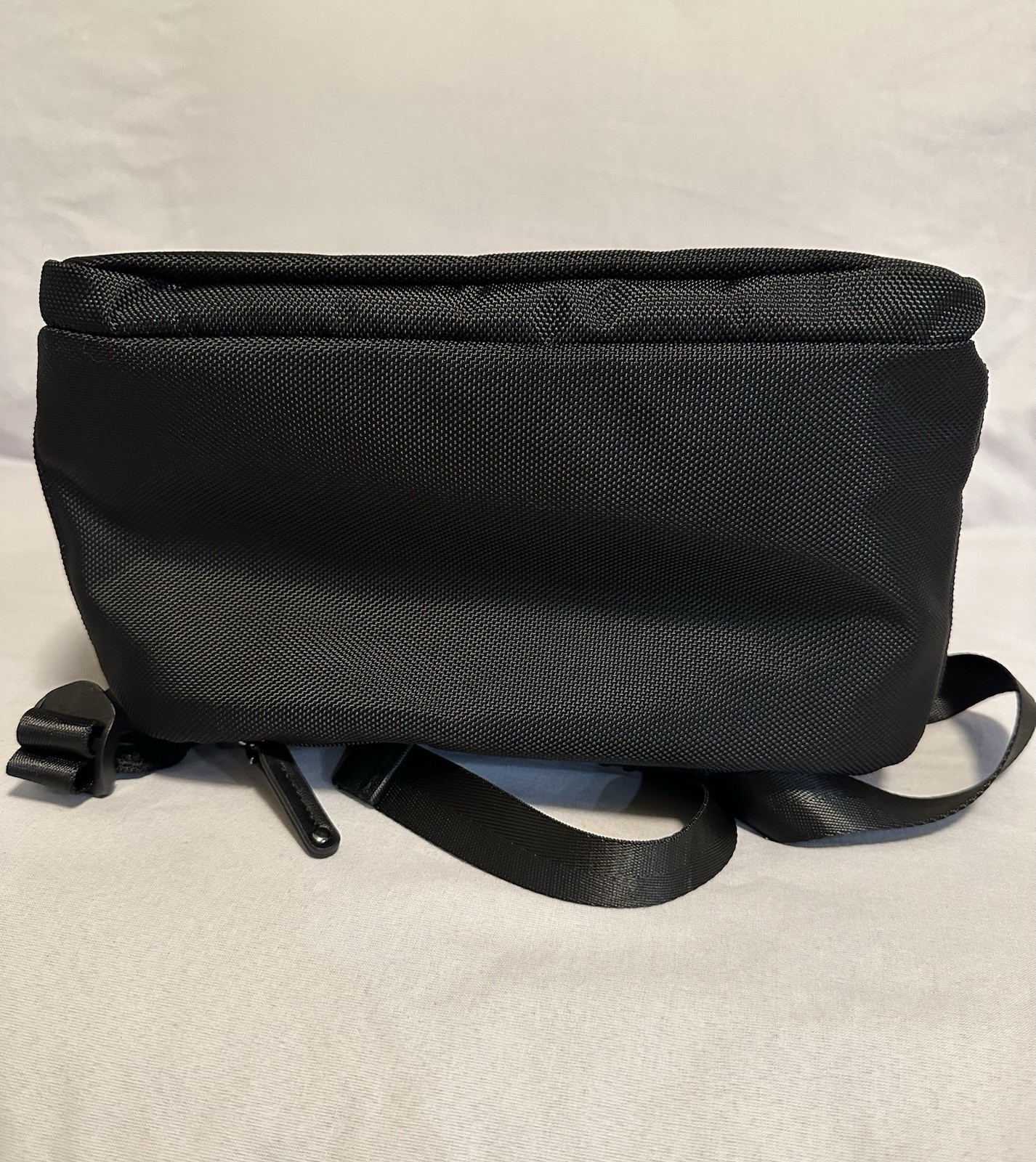 $228 Robert Graham Cache L Series Black Backpack Laptop Travel Bag Carry On