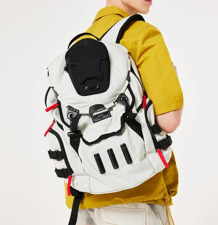 NEW Oakley Kitchen Sink Backpack 21L Bag Mist NWT FOS90147768S No Tariffs In US