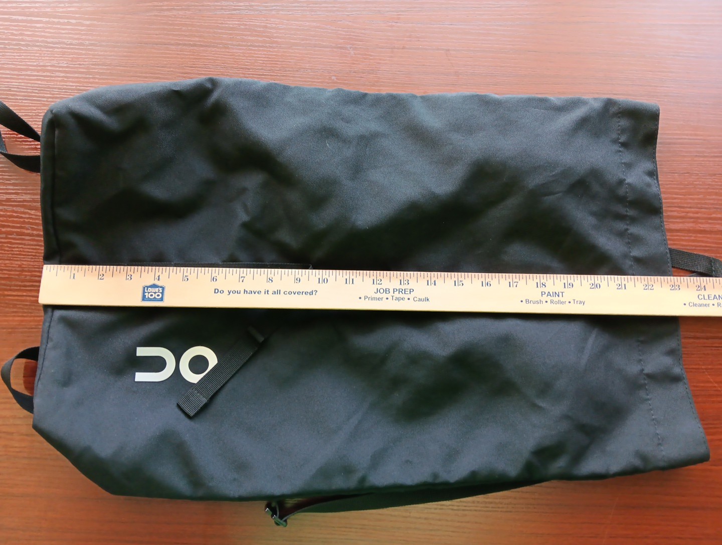 On Running Backpack Black Unisex Adjustable Straps Snap Close Lined Zip Pocket