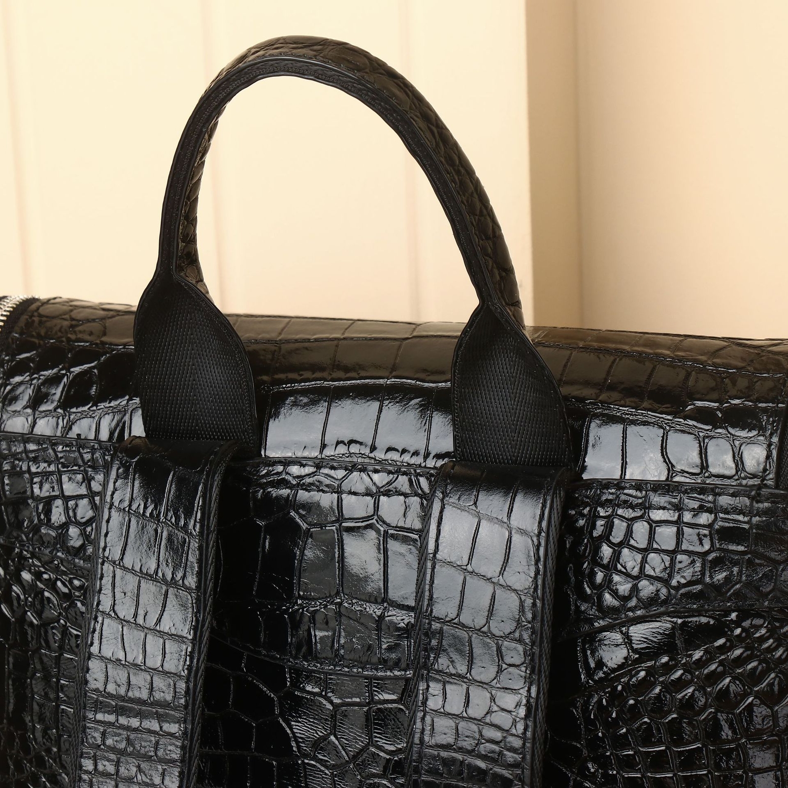 Top Cowhide Leather Black Backpack Crocodile Belly Pattern Men’s Travel Rucksack